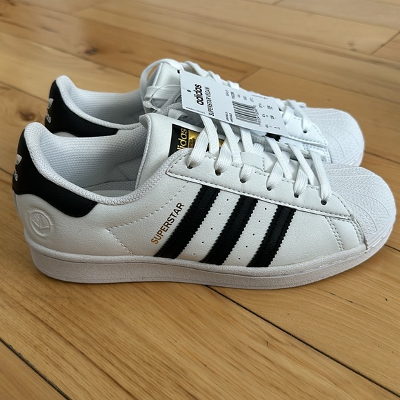Adidas Superstar, US5M/6.5W - Picture 3 of 10